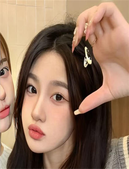 编剧创作人叙事分析疯狂衣橱第2季的视觉特效与美术设计 【市场表现评估】